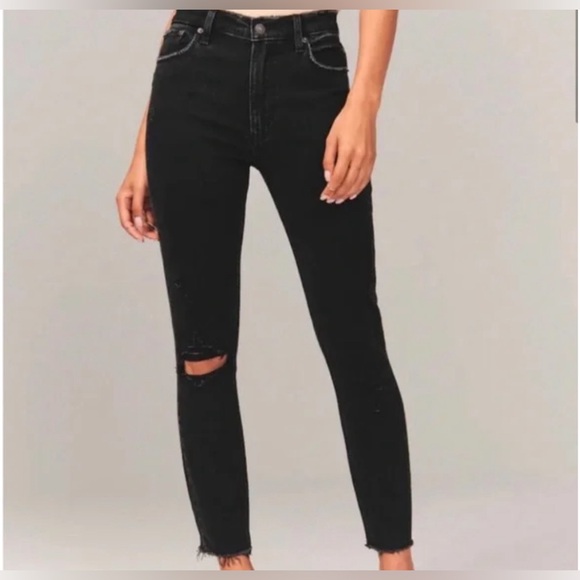 Abercrombie The Skinny High Rise (Curve Love) Jeans - Picture 1 of 4